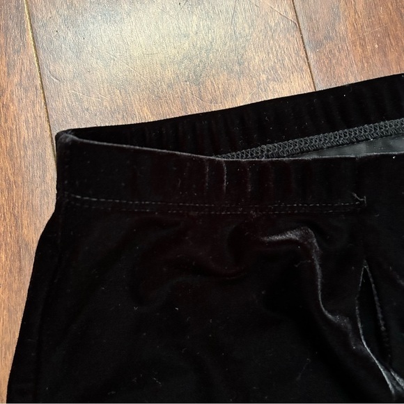 Chico’s Travelers Versatile Black Velvet Pants With Elastic Waistband Size XL/16 - Picture 3 of 8